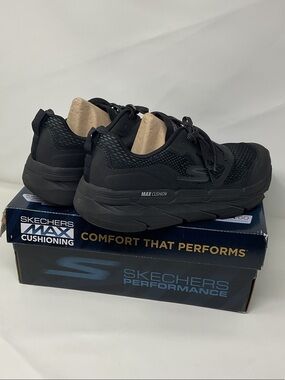 Skechers Men's Black Athletic Max Cushioning Sneakers